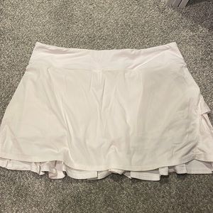 white lululemon skirt